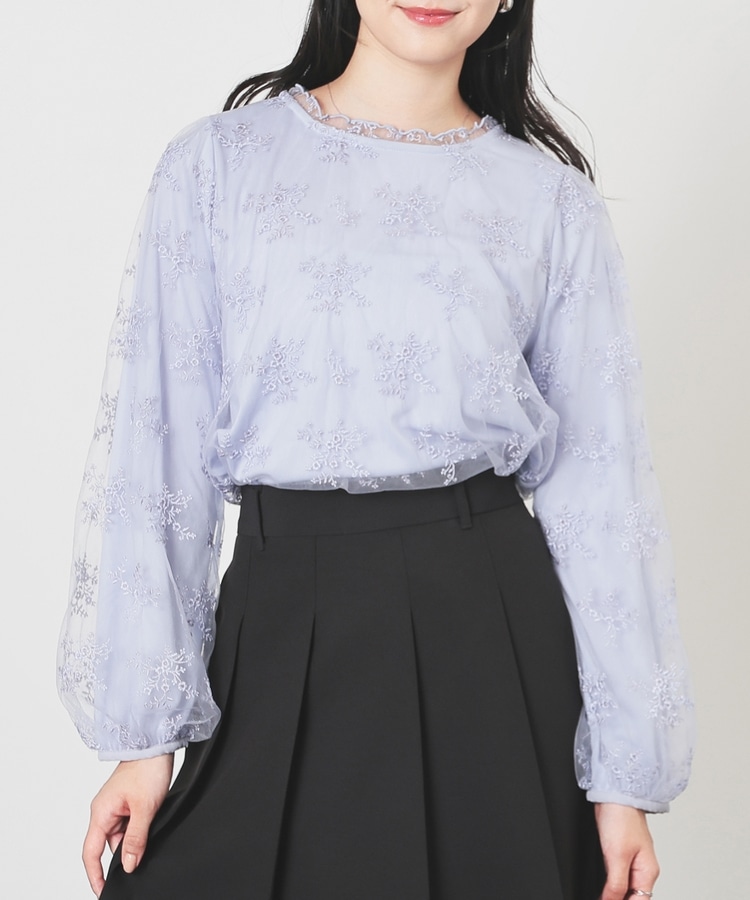 チュール刺繍トップス