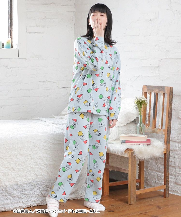 女の子向けプレゼント集結 パジャマ 部屋着 クレヨン しんちゃん セットアップ 新品